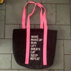 Fun mesh bag! 💘⭐️✨